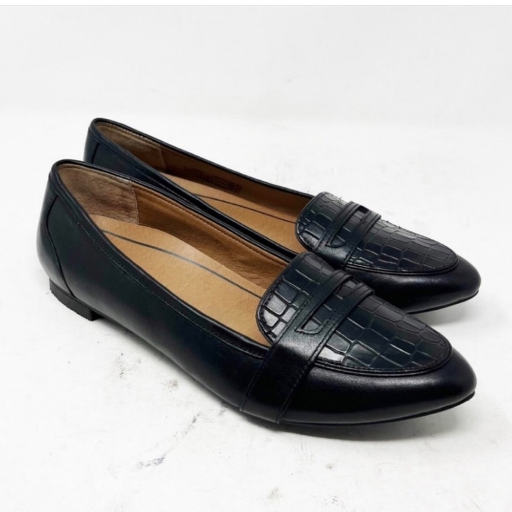 Vionic Black Croc-Embossed Leather Loafers